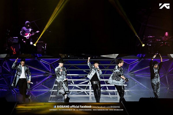 Boygroup mới nhà YG "diện kiến" fan Nhật qua concert của Big Bang 19