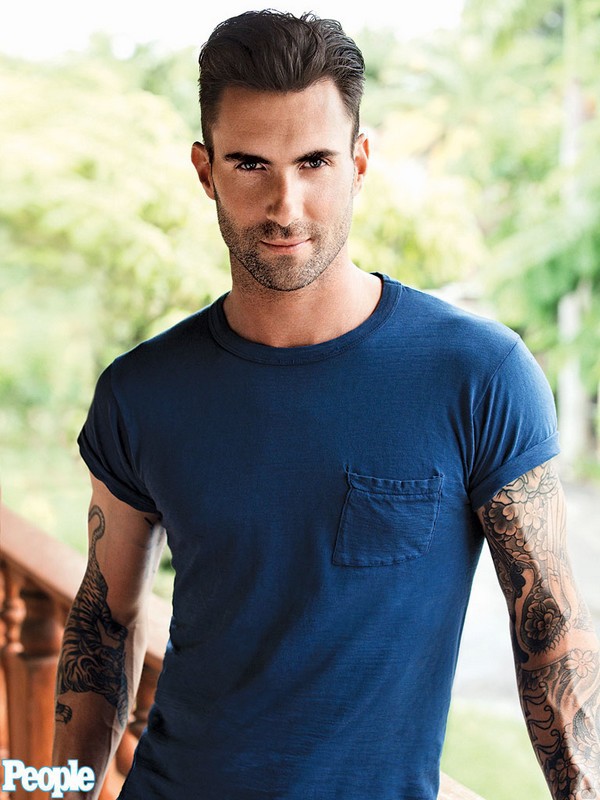 Ngắm "Người đàn ông quyến rũ nhất hành tinh" Adam Levine qua các MV 3