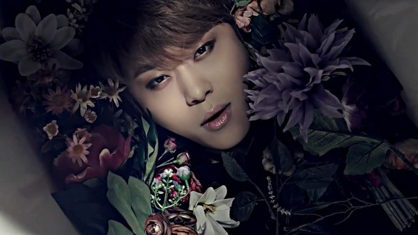 Đầu Junhyung (B2ST) rụng chỏng chơ dọa fan 2