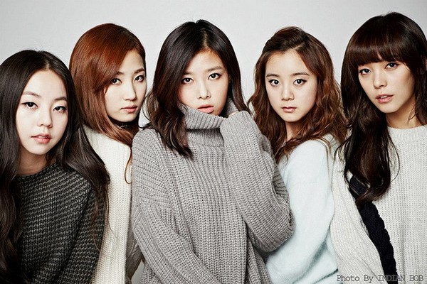 JYP tung liền tù tì 2 boygroup, 1 girlgroup để "phục thù" 3