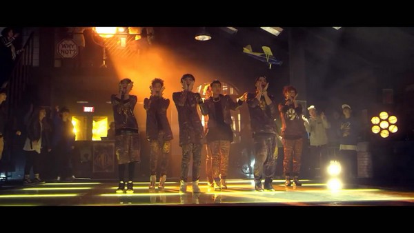 MV đầu tay của GOT7 không ngầu như tưởng tượng 5