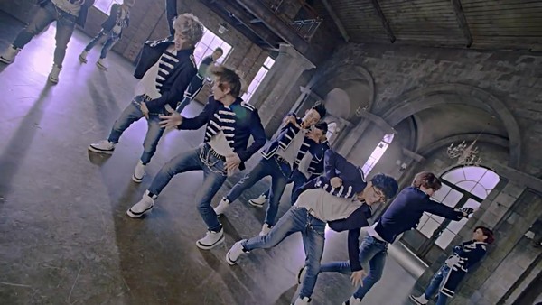 "Hip Hop Super Junior" trở lại với MV chất 4