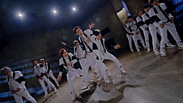 "Hip Hop Super Junior" trở lại với MV chất 8