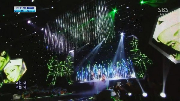 Chấm điểm sân khấu đánh dấu sự trở lại của SNSD và 2NE1 5