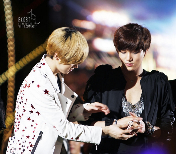 "Hoàng tử bé" Luhan và những khoảnh khắc còn mãi bên EXO 39