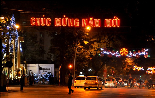 Hà Nội lung linh đón chào năm mới  10