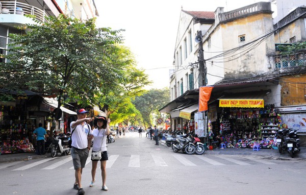Những điều th&uacute; vị về con phố ngắn nhất H&agrave; Nội 2