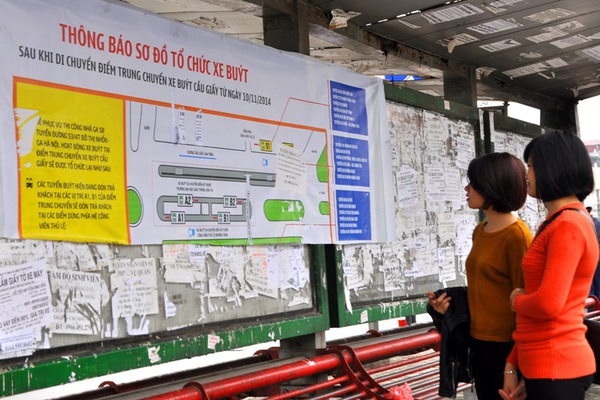 Hà Nội: Ngày chia tay buồn tại điểm trung chuyển xe buýt Cầu Giấy  9
