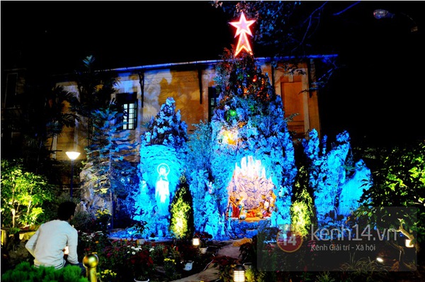 Cận cảnh nhà thờ ở Hà Nội lung linh trong mùa Giáng sinh 15