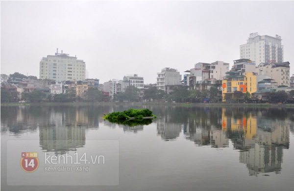 Chùm ảnh: Hà Nội đẹp mờ ảo trong mưa mù 7