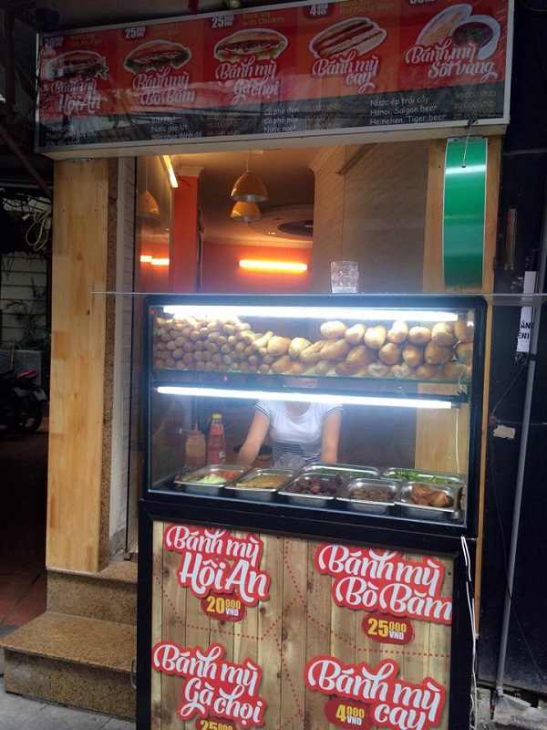 Thưởng thức bánh mỳ Hội An siêu hot ngay tại Hà Nội 10