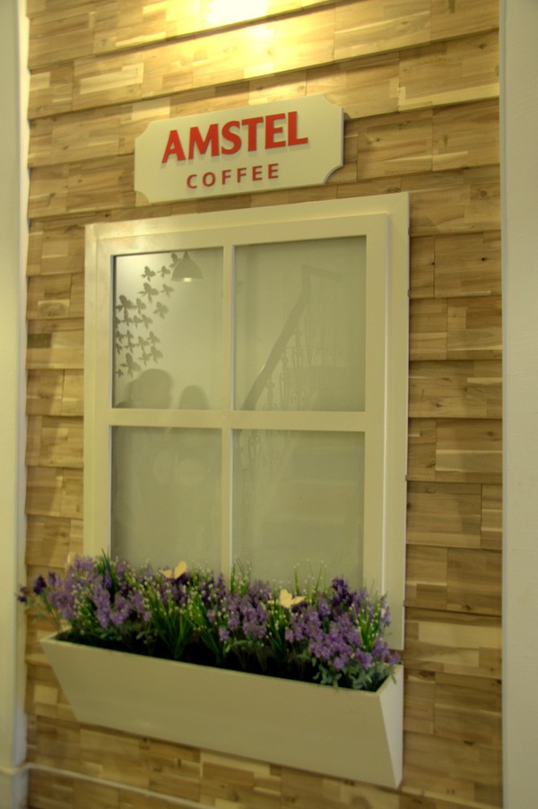 Amstel Coffee thứ 2 tưng bừng khai trương, nhận nhiều quà tặng đỉnh