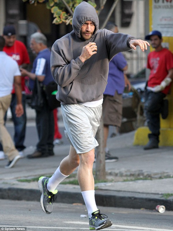 Choáng váng vì sự tăng giảm cân cấp kỳ của Jake Gyllenhaal  4