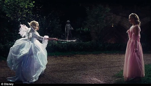 Phù thủy ác Bellatrix Lestrange (Harry Potter) hóa Bà tiên xinh đẹp 4