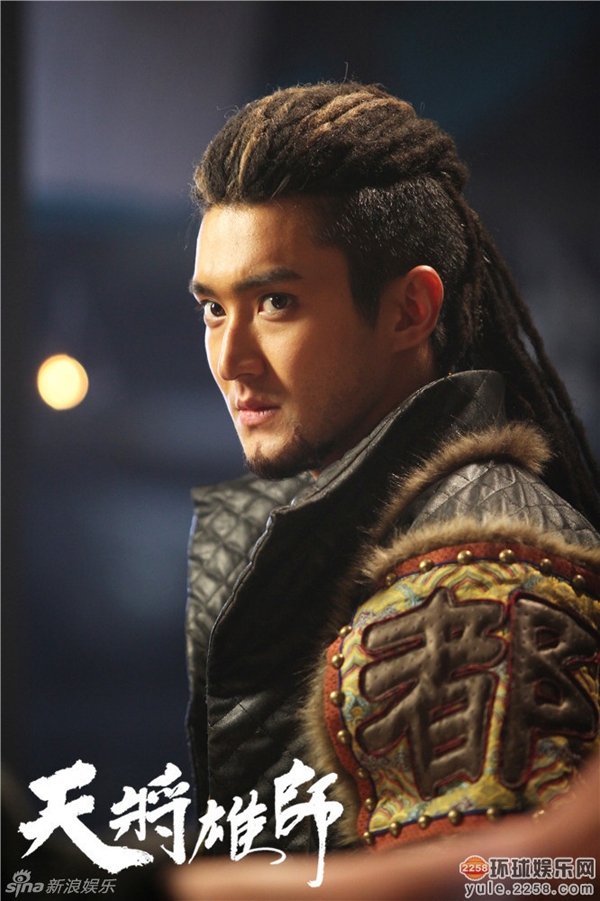 Choi SiWon biến thành dũng tướng sa mạc trong “Dragon Blade” 4