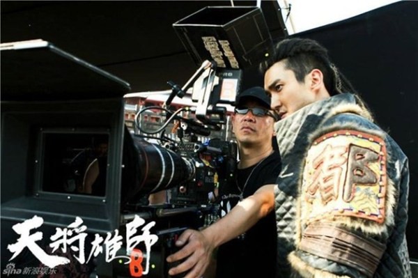 Choi SiWon biến thành dũng tướng sa mạc trong “Dragon Blade” 14