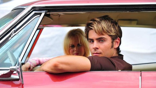 Zac Efron điển trai, lần thứ hai khoe xế màu hồng 3