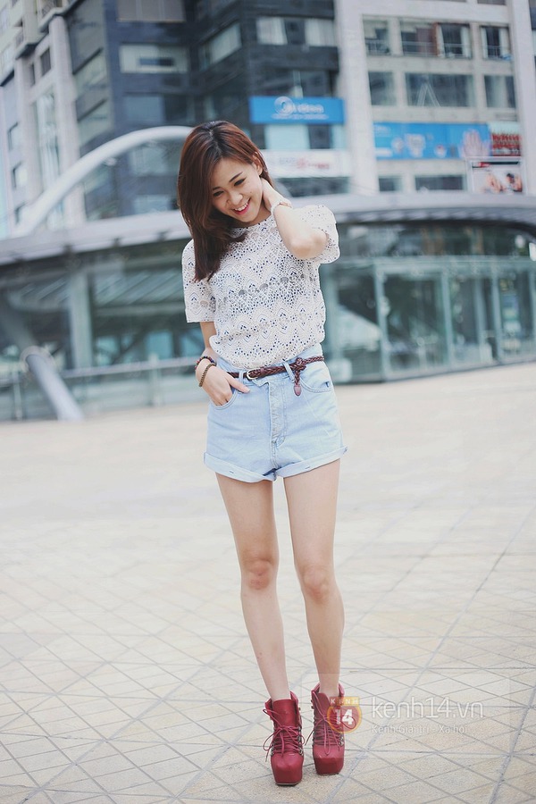 Gợi ý tips mix đồ đón hè với shorts jeans bụi bặm 6