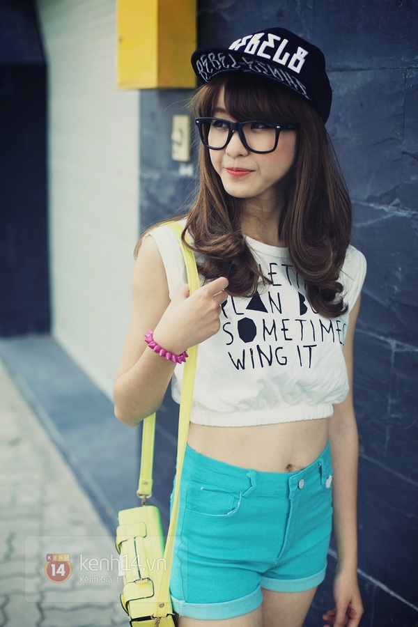 Những chiếc crop-top "siêu hot" cho ngày hè rực nắng 8