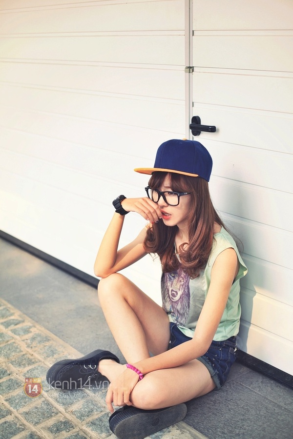 Những chiếc crop-top "si&ecirc;u hot" cho ng&agrave;y h&egrave; rực nắng 2