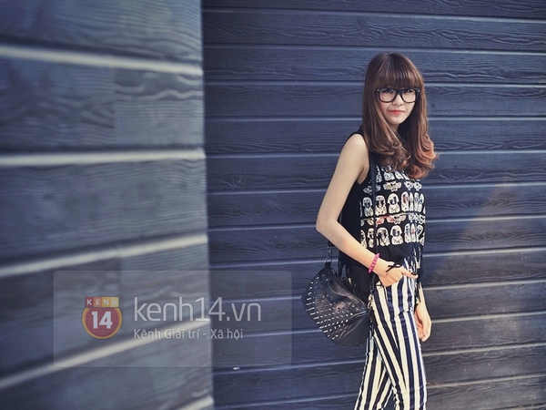 Những chiếc crop-top "si&ecirc;u hot" cho ng&agrave;y h&egrave; rực nắng 12
