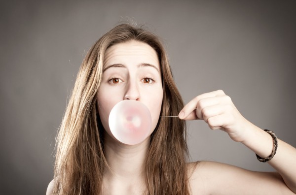 Mổ xẻ những tác hại khi nhai kẹo cao su thường xuyên 3