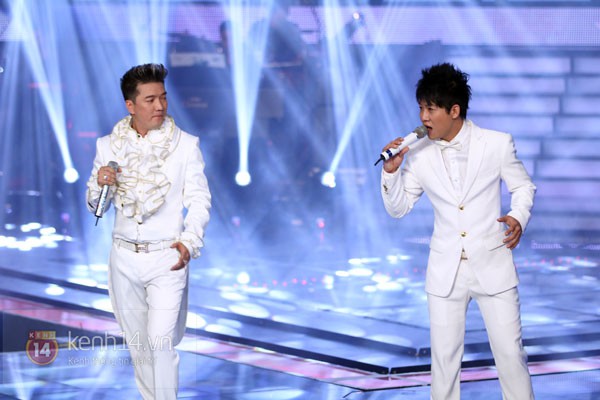Hương Tràm trở thành quán quân The Voice Việt mùa giải đầu tiên 40