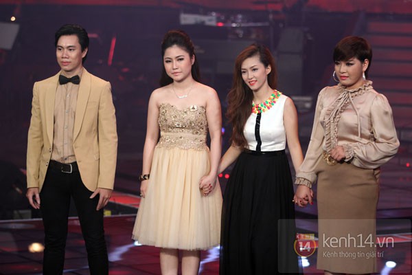 Hương Tràm trở thành quán quân The Voice Việt mùa giải đầu tiên 43