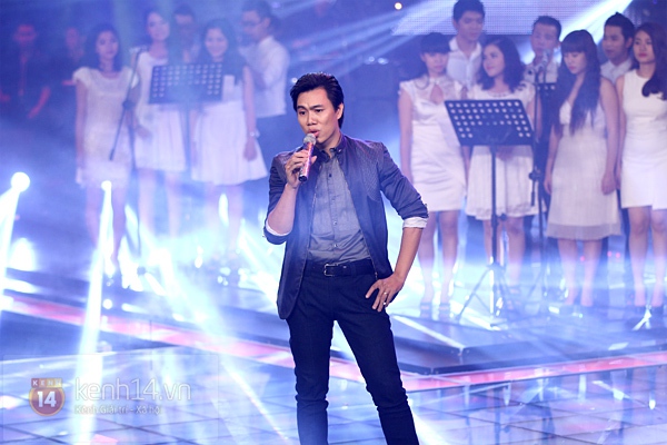 Hương Tràm trở thành quán quân The Voice Việt mùa giải đầu tiên 20