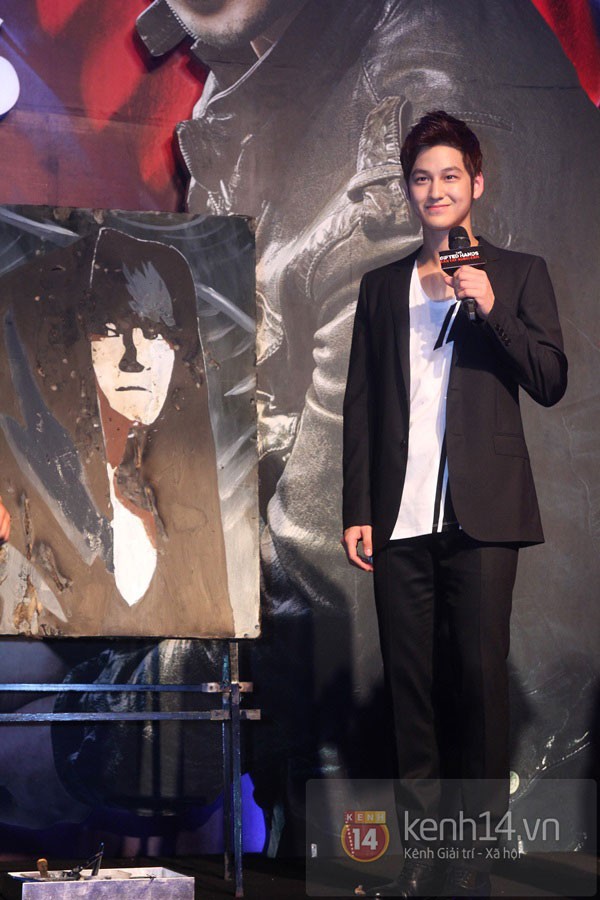 Clip: Kim Bum n&oacute;i tiếng Việt cực dễ thương: "Anh y&ecirc;u em" 11