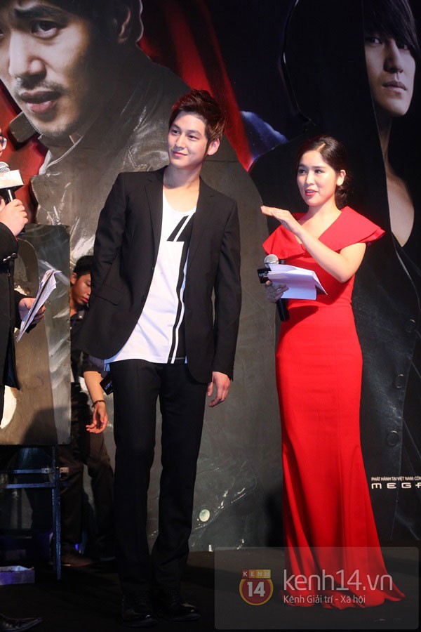 Clip: Kim Bum n&oacute;i tiếng Việt cực dễ thương: "Anh y&ecirc;u em" 7