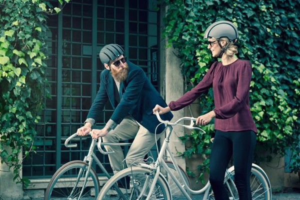Mũ bảo hiểm xe đạp c&oacute; thể gập gọn 7