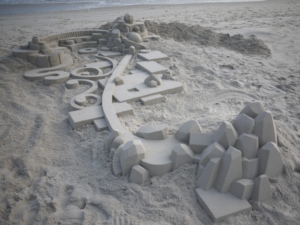 Mê mẩn trước hình khối kiến trúc làm từ cát 15