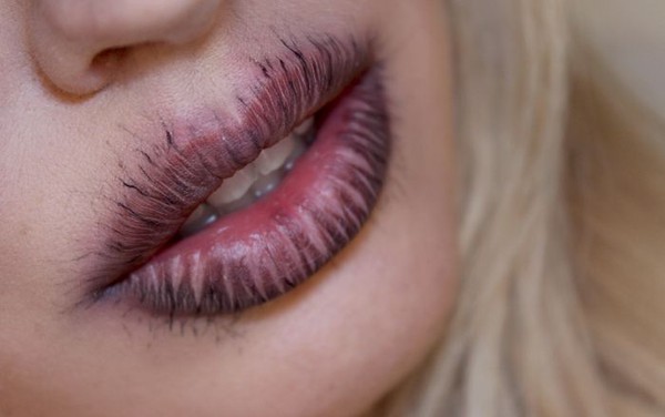 15 mẫu make-up m&ocirc;i d&agrave;nh ri&ecirc;ng cho Halloween 22