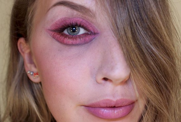 15 mẫu make-up m&ocirc;i d&agrave;nh ri&ecirc;ng cho Halloween 24