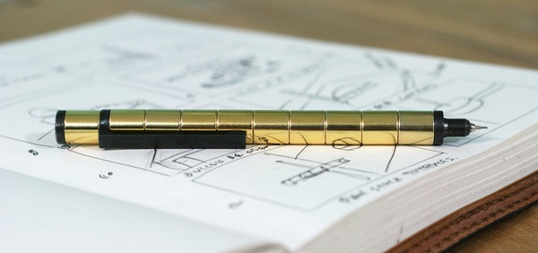 B&uacute;t nam ch&acirc;m c&oacute; thể "biến h&igrave;nh" th&agrave;nh nhiều kiểu kh&aacute;c nhau 1
