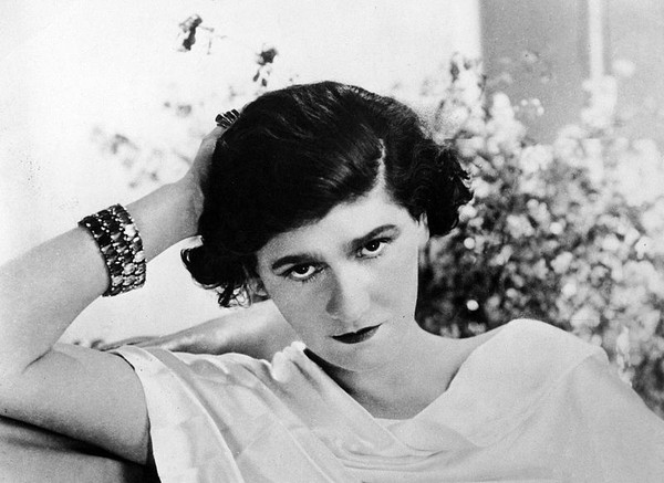 Coco Chanel người phụ nữ thống trị ngành thời trang và hành trình tạo ra  đế chế xa xỉ