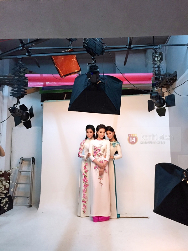 "Đột nhập" hậu trường buổi chụp ảnh đầu tiên của Tân Hoa hậu và 2 Á hậu 10