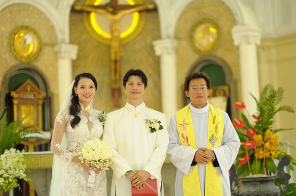 Hé lộ ảnh trong đám cưới bí mật của Dustin Nguyễn 6