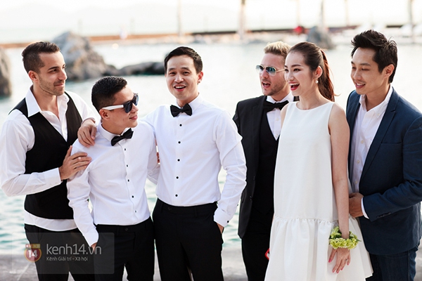 Những người bạn nổi tiếng rạng rỡ mừng hạnh phúc Adrian Anh Tuấn - Sơn Đoàn 1