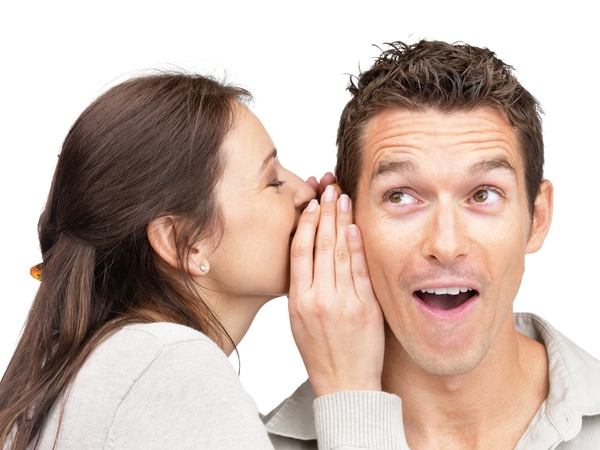Nguy&ecirc;n nh&acirc;n khiến nam giới &ldquo;n&oacute;ng trong người&rdquo; khi nghe giọng n&oacute;i ph&aacute;i yếu 3