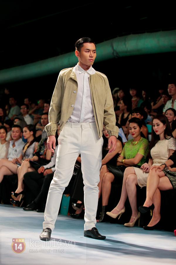 Tận hưởng xu hướng mới qua show diễn n&oacute;i "kh&ocirc;ng" với vedette 33