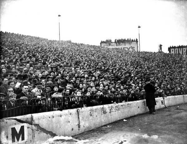 Ký ức Stamford Bridge qua những bức ảnh đen trắng 9