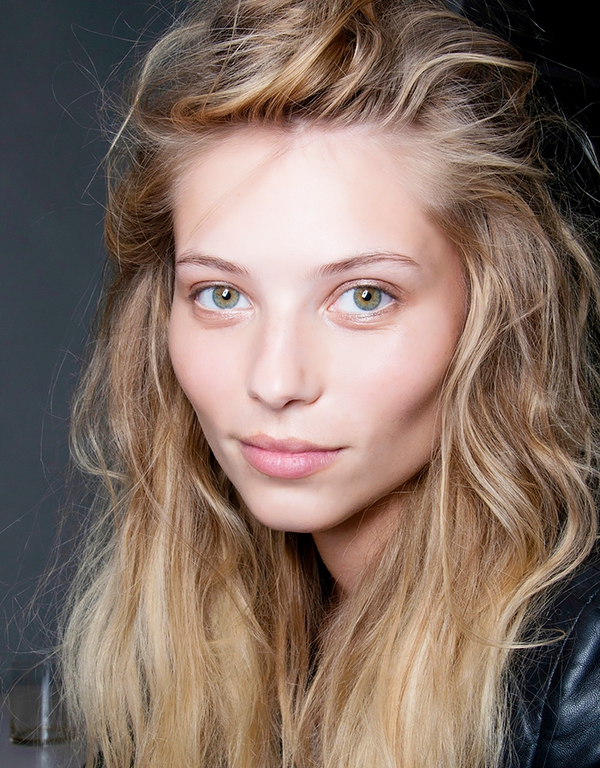 Tips đơn giản gi&uacute;p "giấu tiệt" t&oacute;c con bị lệch m&agrave;u v&agrave; mọc lởm chởm 2