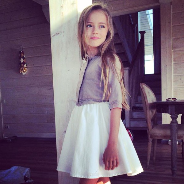 Mẫu nhí 9 tuổi "khuấy đảo" facebook & instagram vì vẻ đẹp thiên thần 14