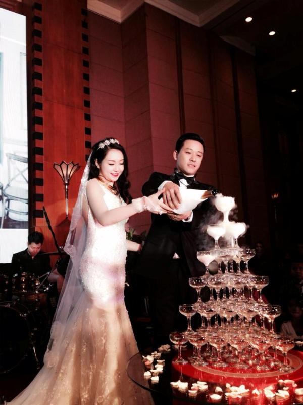 Chiêm ngưỡng loạt váy cưới của sao Việt - Hoa - Hàn kết hôn năm 2014 27