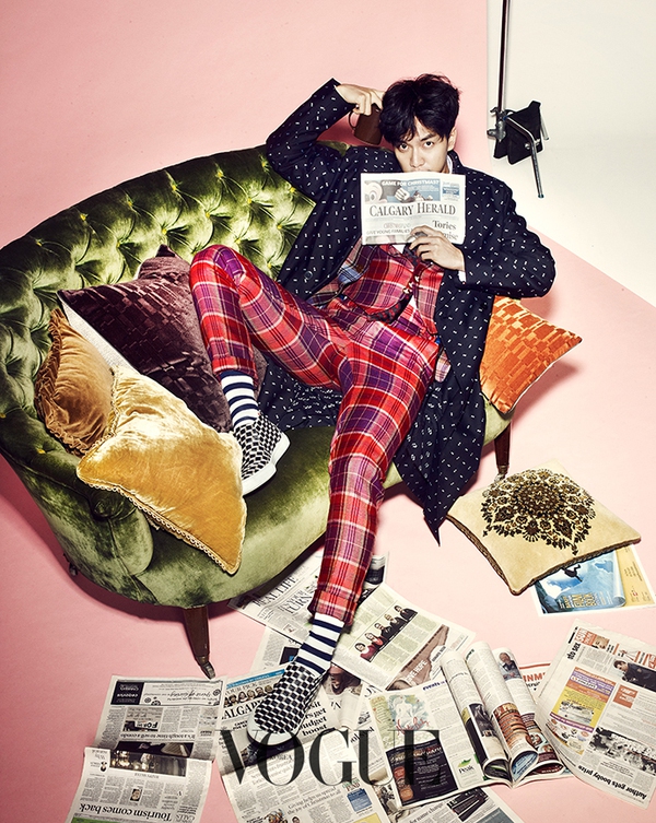 Rain và Lee Seung Gi "đốn tim" fan trên tạp chí thời trang tháng 1 10