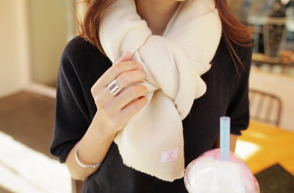 Tường tận những c&aacute;ch qu&agrave;ng cho loạt kiểu khăn m&ugrave;a lạnh 19