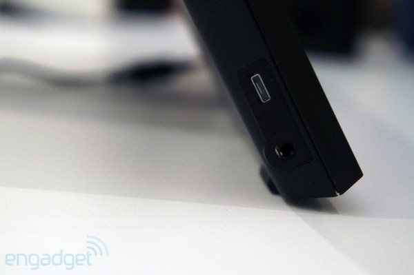 Acer cho ra mắt màn hình... chạy Android 10