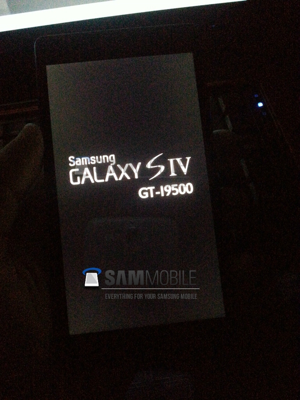 Tuyệt phẩm Galaxy S IV sẽ ra mắt vào ngày 14 tháng 3 1